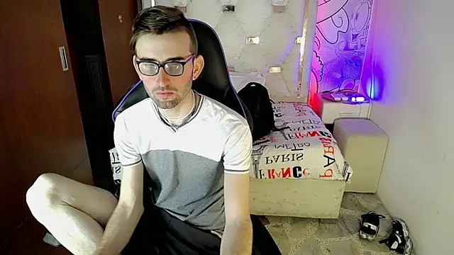 Top and bottom online show from 03.14.26