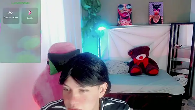 Top and bottom online show from 05.24.26
