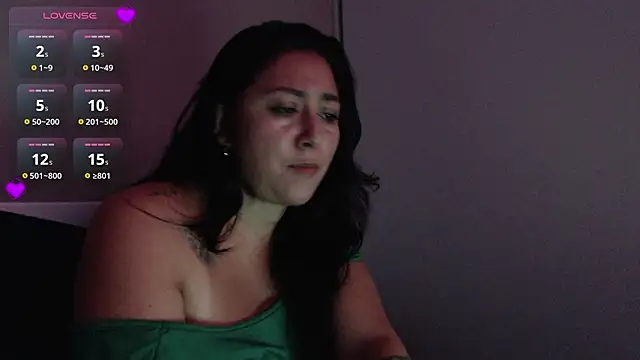 Snapshot of fransheska_1 chatting on 03.11.26 fransheska 1 online show from 03.11.26