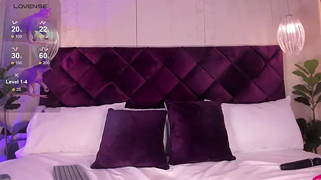 KittyLyne  online show from 03.13.26