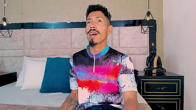 Snapshot of NoaahTylor chatting on 03.15.26 NoaahTylor online show from 03.15.26