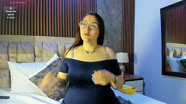 aria kai  online show from 03.23.26