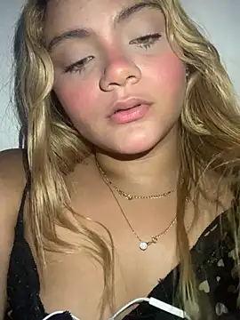 ayla0881 online show from 02.15.26