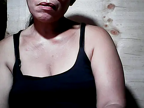 Snapshot of naughty_asian11 chatting on 04.04.26 naughty asian11 online show from 04.04.26