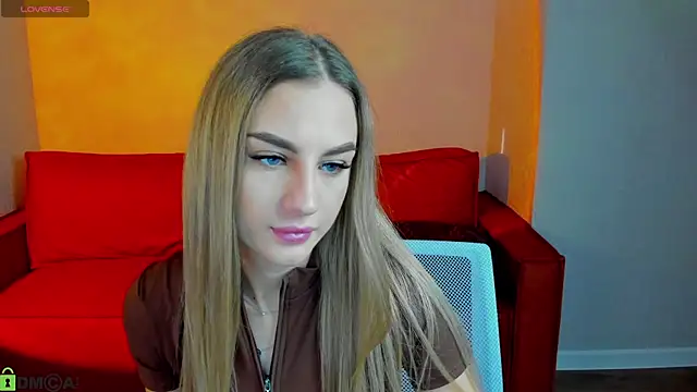 Snapshot of Silen_Tori chatting on 02.27.26 Silen Tori online show from 02.27.26