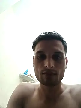 Snapshot of Beinghorny83 chatting on 02.15.26 Beinghorny83 online show from 02.15.26