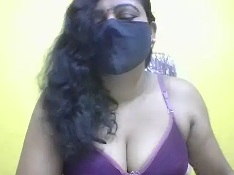 Snapshot of anu-reddyy chatting on 07.19.26 anu-reddyy online show from 07.19.26