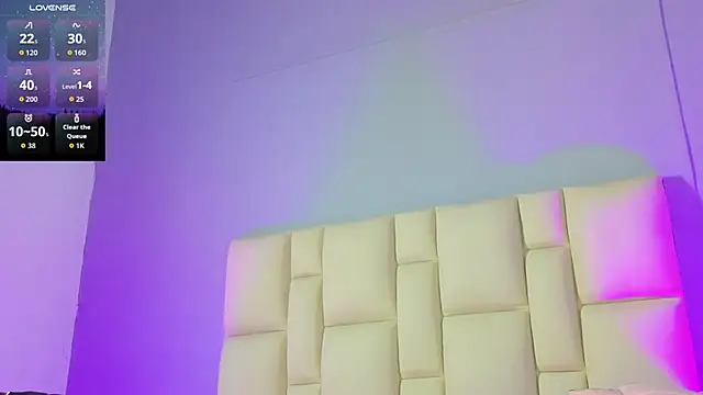 Snapshot of Zaphiro__Sky chatting on 02.27.26 Zaphiro Sky online show from 02.27.26