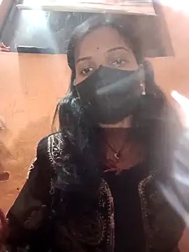 Snapshot of Desi_Couple_P chatting on 03.01.26 Desi Couple P online show from 03.01.26