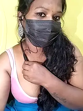 Snapshot of Tamil_Ramya_ chatting on 02.18.26 Tamil Ramya online show from 02.18.26