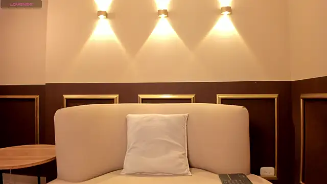 Snapshot of ZiaCarter_ chatting on 02.17.26 ZiaCarter online show from 02.17.26