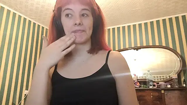 Snapshot of Remyelza chatting on 02.25.26 Remyelza online show from 02.25.26