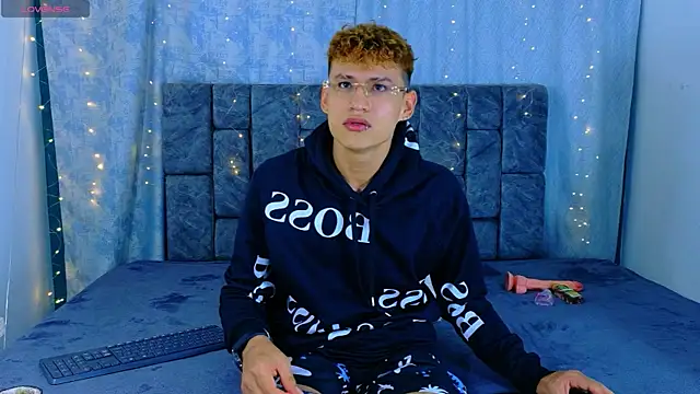 Snapshot of NicolasTorrez chatting on 05.06.26 NicolasTorrez online show from 05.06.26