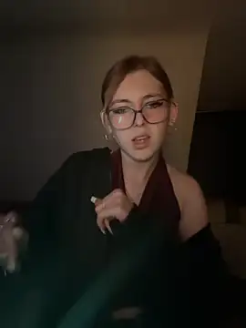 Milli-Kiss online show from 04.09.26