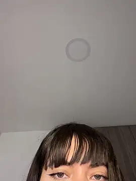 Snapshot of alyabelova chatting on 02.25.26 alyabelova online show from 02.25.26