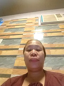 Snapshot of squirtshantal chatting on 10.01.25 squirtshantal online show from 10.01.25