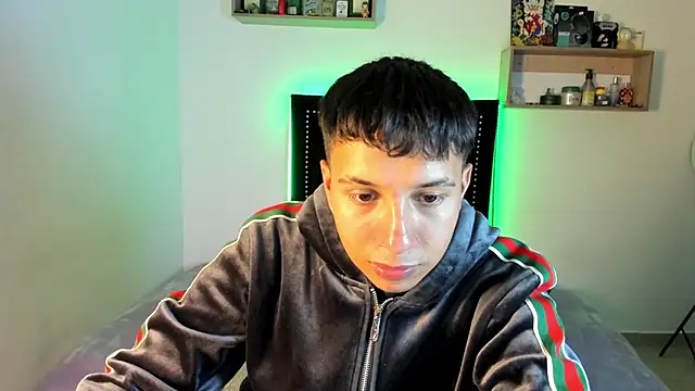 Snapshot of Jhony_rayder chatting on 02.13.26 Jhony rayder online show from 02.13.26