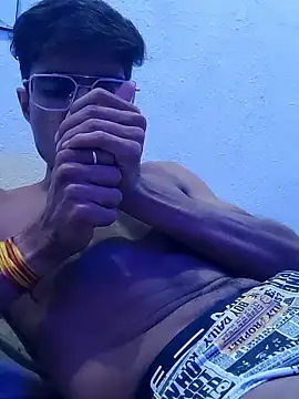 Snapshot of kaushikhotty chatting on 06.14.26 kaushikhotty online show from 06.14.26