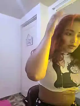 Snapshot of Aleja_Sammy chatting on 02.27.26 Aleja Sammy online show from 02.27.26