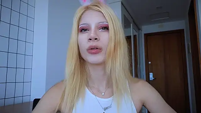 Snapshot of qualitybab chatting on 02.18.26 qualitybab online show from 02.18.26