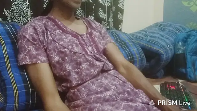 Snapshot of Honeybuny06 chatting on 03.01.26 Honeybuny06 online show from 03.01.26