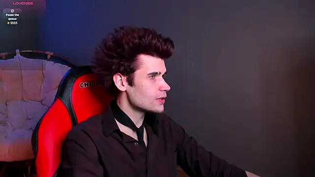 Snapshot of trevor_dreams chatting on 02.19.26 trevor dreams online show from 02.19.26