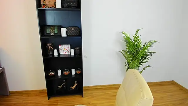khloe starrr online show from 07.18.26