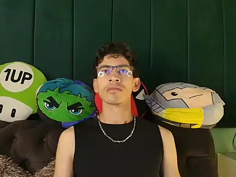 Snapshot of skinny_jean_ chatting on 02.24.26 skinny jean online show from 02.24.26