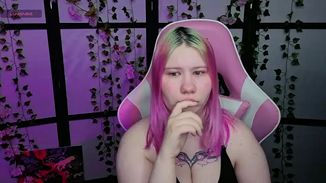 kitsune little online show from 04.10.26