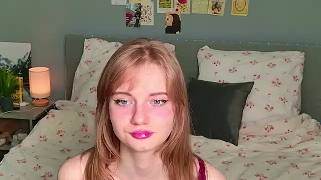 ElfieWhite online show from 06.04.26