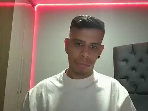 Snapshot of WILD_BIGCOCK35 chatting on 03.01.26 WILD BIGCOCK35 online show from 03.01.26