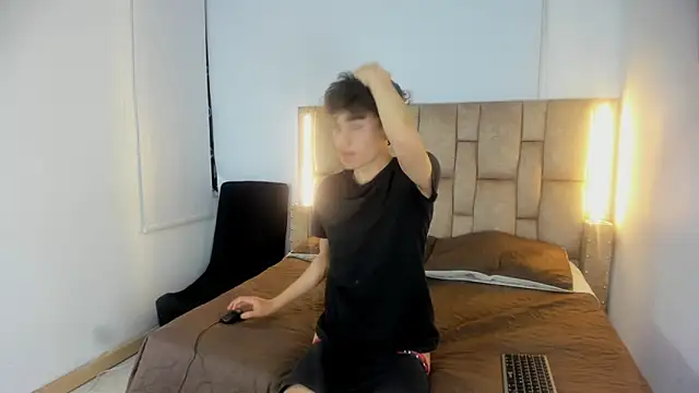 Noir Sebas online show from 03.06.26