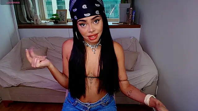 Pauline Clark online show from 03.12.26