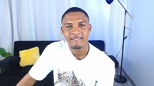 MaxCum18  online show from 02.19.26