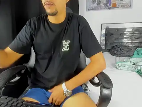 Snapshot of badboy_master chatting on 02.15.26 badboy master online show from 02.15.26