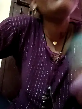Snapshot of BIG_KRISHMA_NENA chatting on 04.24.26 BIG KRISHMA NENA online show from 04.24.26