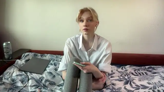 Snapshot of HirokoMassengills chatting on 02.22.26 HirokoMassengills online show from 02.22.26