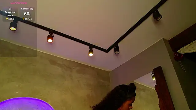 Kinsleybrown online show from 03.27.26