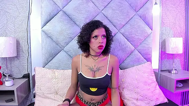 Lunakellerr online show from 02.24.26