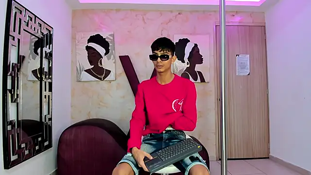 Snapshot of KITTY_BOSH chatting on 02.25.26 KITTY BOSH online show from 02.25.26