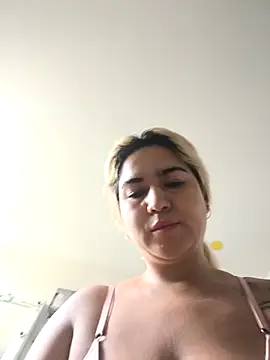 violet-grey online show from 04.07.26