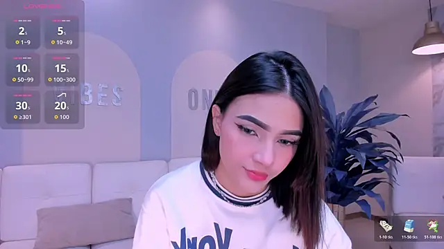 CarolineEvans x online show from 03.13.26