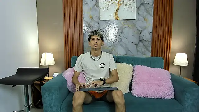 YOUNG BOYS HELL online show from 02.19.26