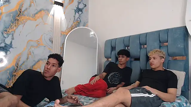 GREEN BOYS online show from 04.13.26