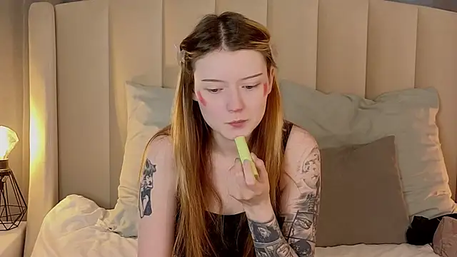 AlyssFrost online show from 05.02.26