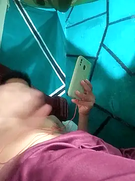 Snapshot of yisusalejo chatting on 02.16.26 yisusalejo online show from 02.16.26