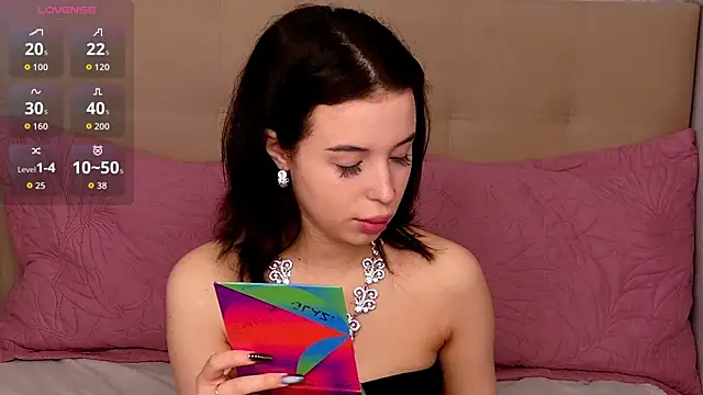 Snapshot of LanaLedger chatting on 06.14.26 LanaLedger online show from 06.14.26