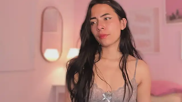 Snapshot of Ivyy_sweet_ chatting on 04.22.26 Ivyy sweet online show from 04.22.26