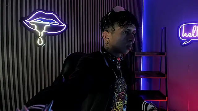 Maximoking26 online show from 03.27.26