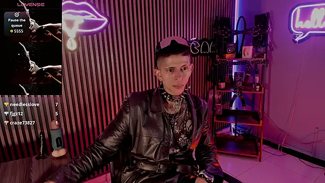 Maximoking26 online show from 04.18.26